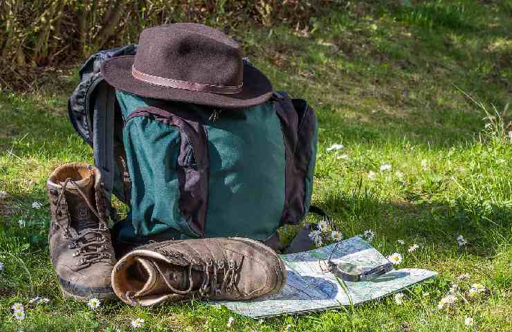 Zaino e scarpe da trekking