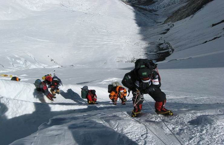 Alpinisti sul Monte Everest
