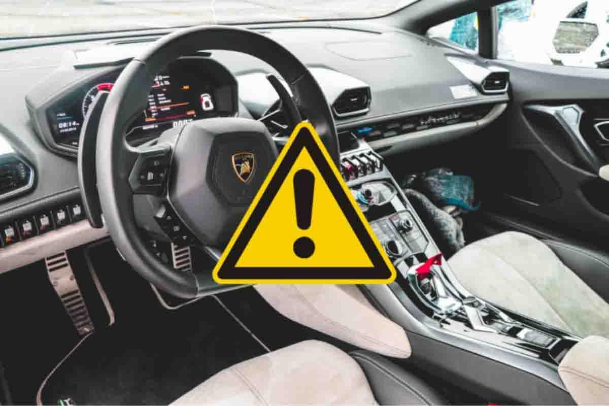 Auto sterzo