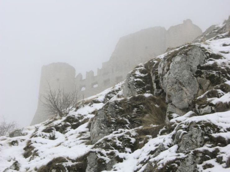 Quando e come visitare il Castello di Rocca Calascio.