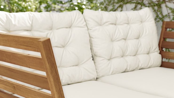 Il divanetto di Ikea perfetto per esterni, costa pochissimo