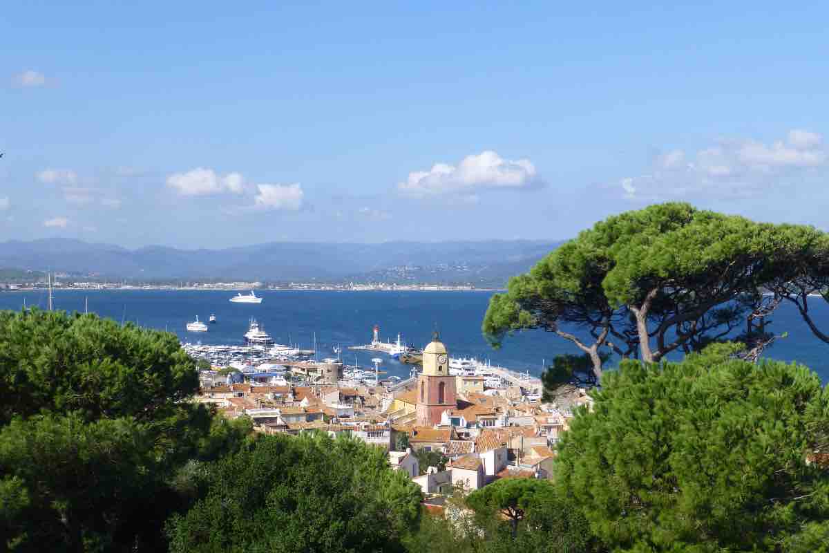 I 6 migliori sentieri per fare trekking sul mare in Italia