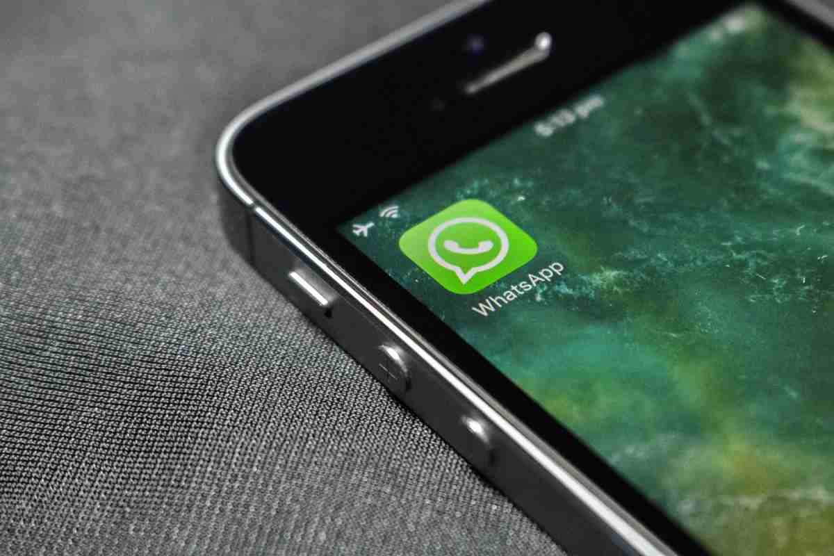 I prossimi aggiornamenti di WhatsApp conterranno novità sul trasferimento delle chat