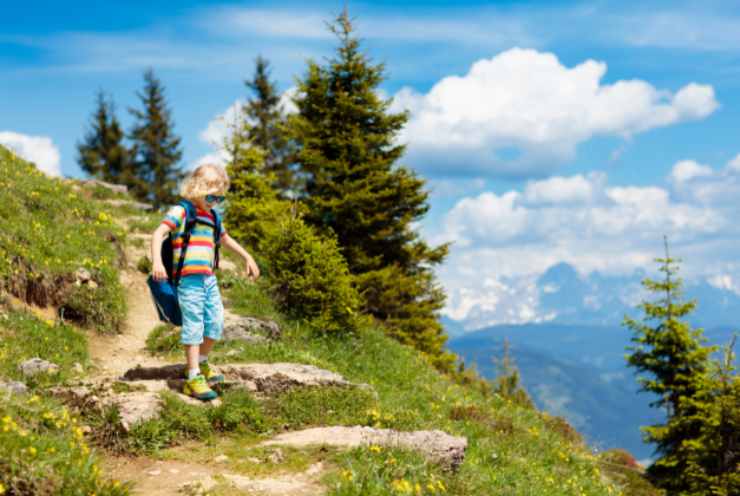 Bambini montagna attenzione