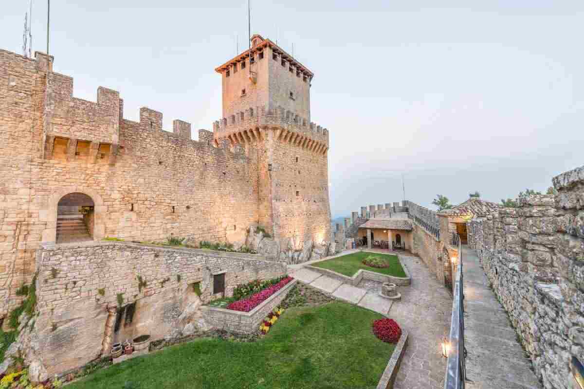 San Marino da vivere con il trekking urbano