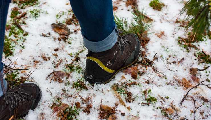 Valuta l'acquisto di queste scarpe con suola impermeabile