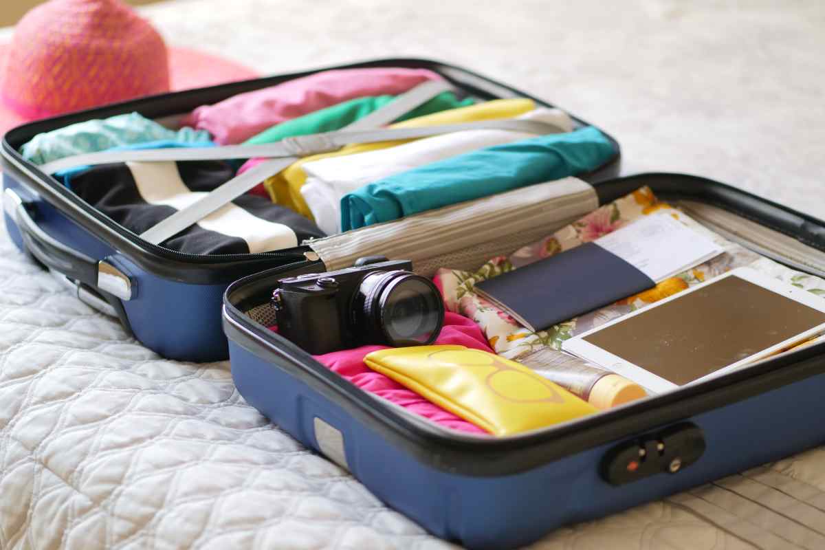 preparare il kit da viaggio migliore per viaggi in montagna