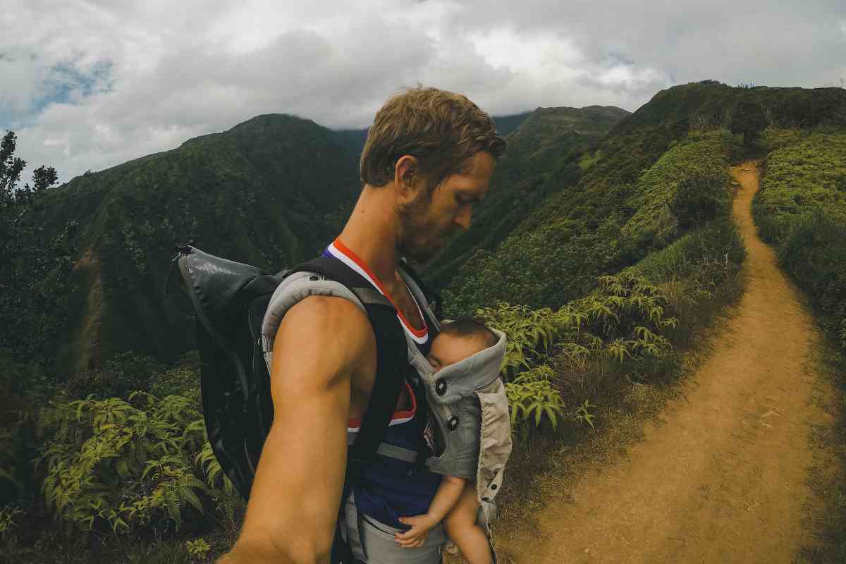 Marsupio per trasportare i bambini in montagna