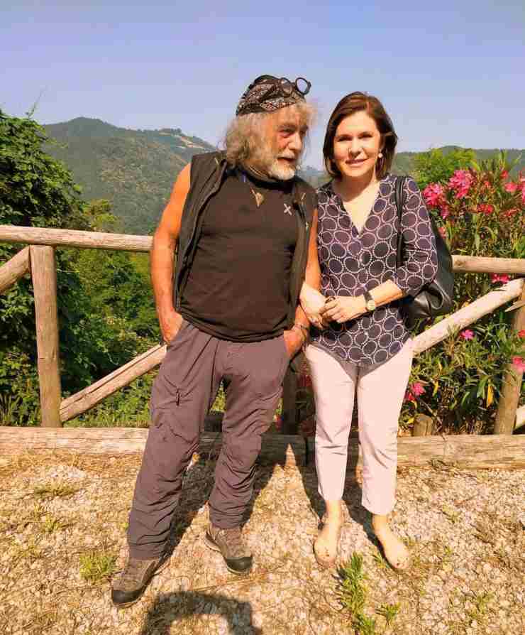 Cona e Berlinguer felici insieme in montagna