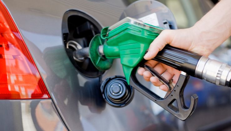 Scaricate iCarburante e le alternative Android per risparmiare sulla benzina