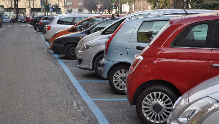 auto strisce blu 3 casi non si paga